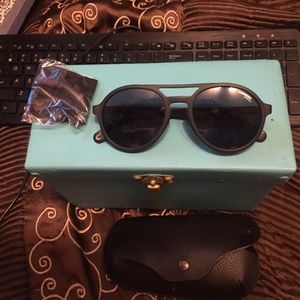 Carrera uv sunglasses New with case